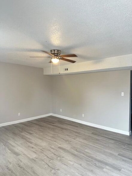 Foto del edificio - 4100 N Ocoee St
