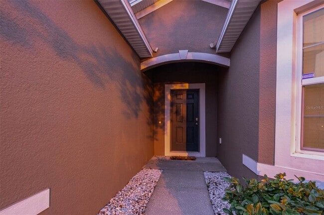 Building Photo - 1569 Tamarind Rd