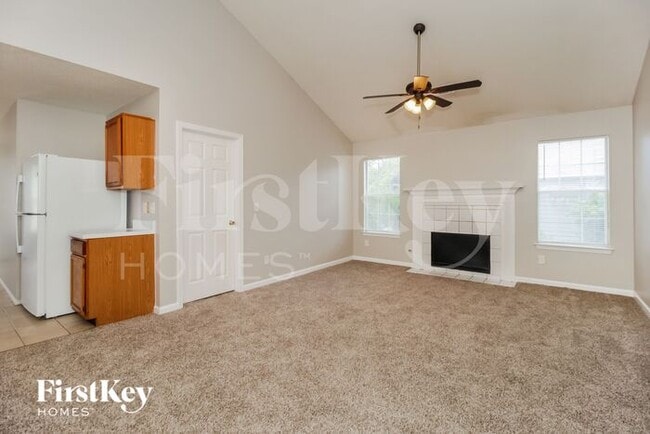Building Photo - 1179 Foxwood Dr