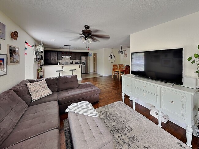Building Photo - 4705 Selkirk Dr