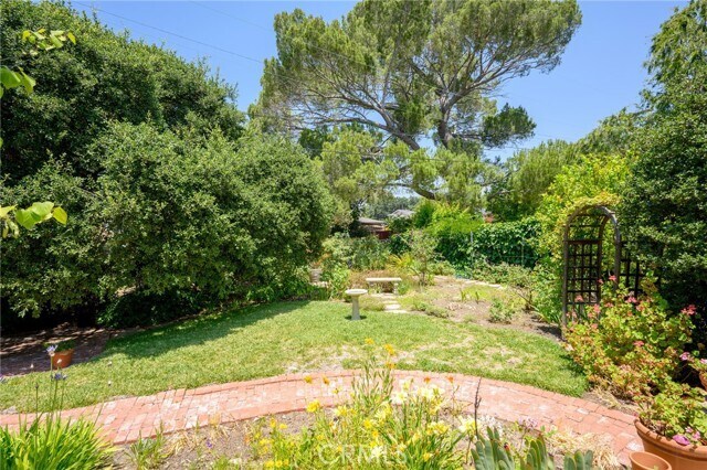 Foto del edificio - 1281 Oak Cir Dr