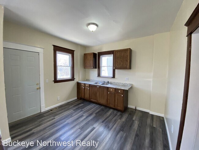 Building Photo - 3 br, 1 bath House - 3543 Hoiles Ave