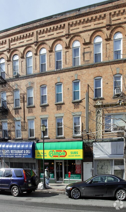 Primary Photo - 397 Central Ave