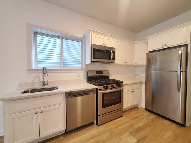 Unit 1L - 444 Bergen Ave