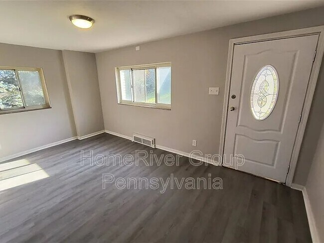 Foto del edificio - 1028 Coverdale St