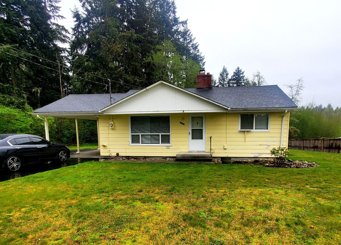 Foto principal - 2 Bdrm, 1 bath, 832sf home in Spanaway $1795