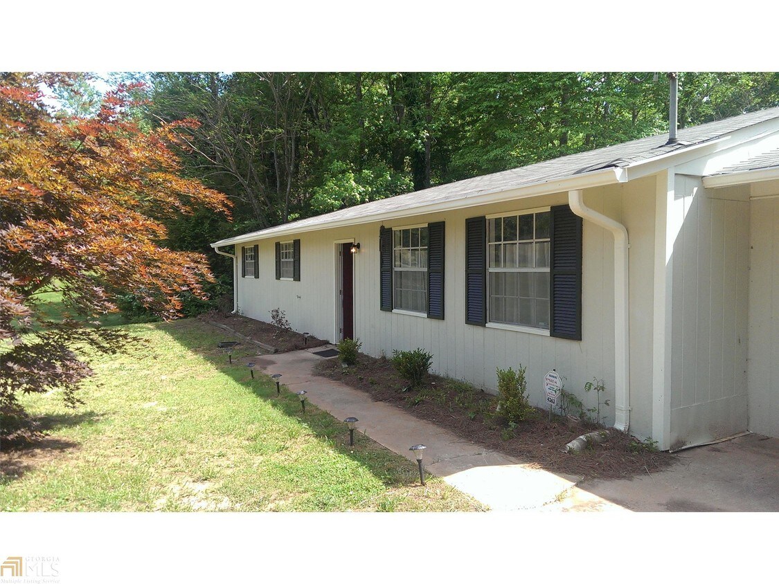 4363 Stonewall Tell Rd, College Park, GA 30349 House Rental in