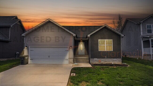 Building Photo - 518 Sourwood Dr
