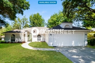 Building Photo - 33303 Lake Bend Cir