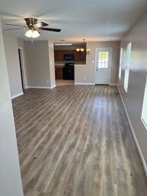 Building Photo - 325 Wolf Mountain Ln