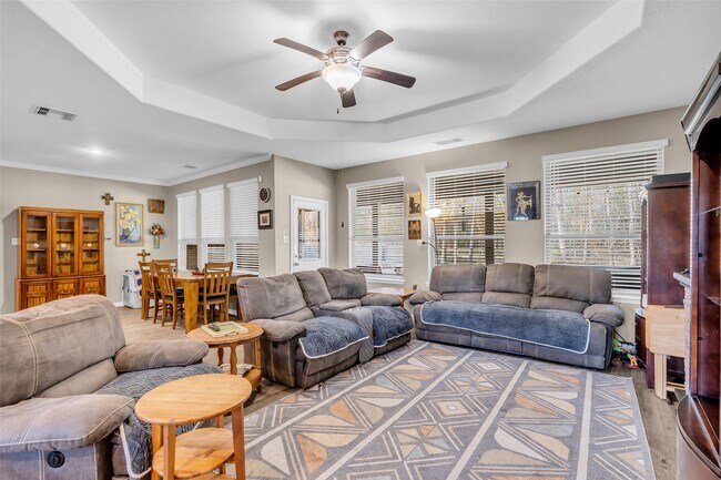 Building Photo - 446 Rd 66111