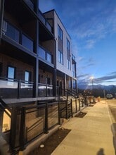 Building Photo - 940 St David St N