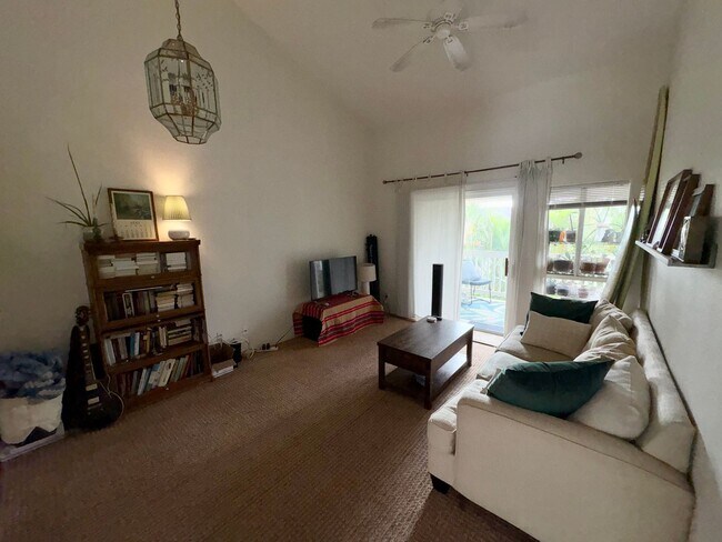 Foto del edificio - 2 Bedroom 2 Bathroom Condo at Alii Lani