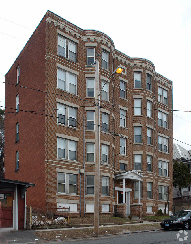 Primary Photo - Clinton Avenue Apartments