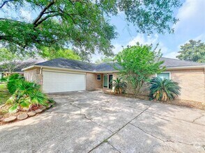 Building Photo - 15810 Stanhope Ct