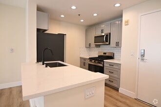 Building Photo - 1401 Jackson St