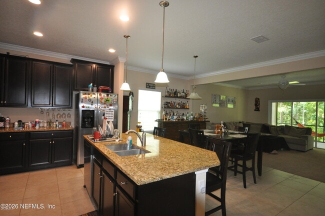 Building Photo - 16120 Blossom Lake Dr