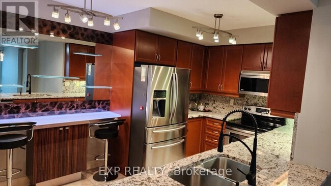 Building Photo - 88-1088 Promenade Cir