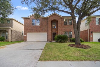 Building Photo - 11822 Green Willow Falls Dr
