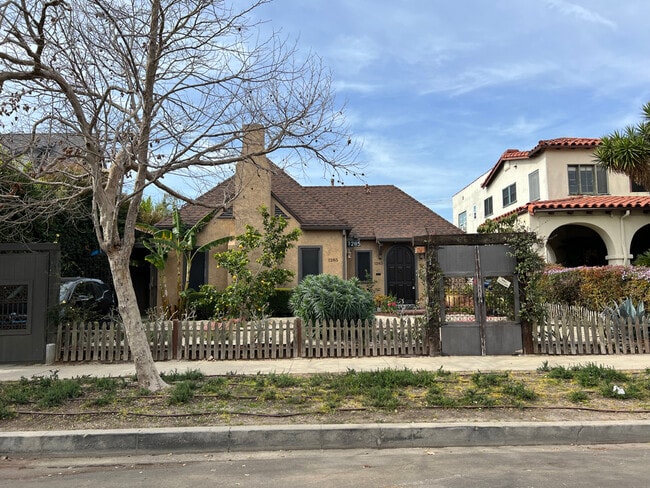 Building Photo - 1283 S Highland Ave
