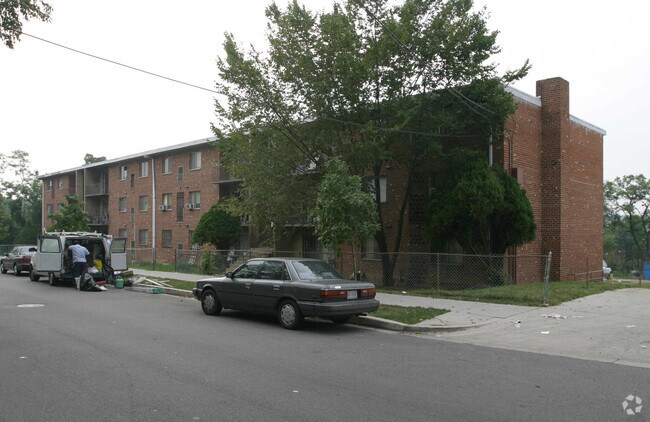 Building Photo - Magnolia Condominiums
