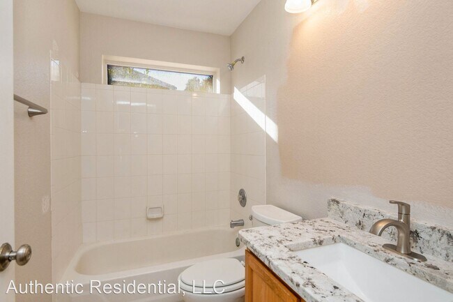 Building Photo - 3 br, 2 bath House - 7109 E JACOB AVE