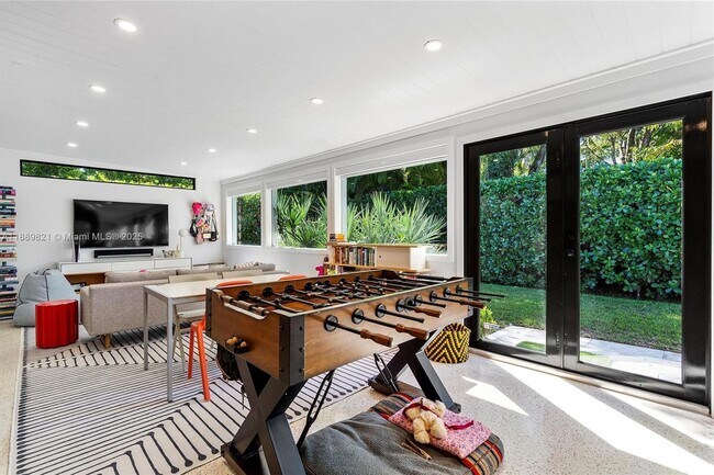 Foto del edificio - 5950 SW 29th St