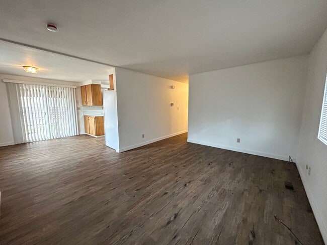 Building Photo - Charming 3-Bedroom Home for Rent – Perfect...