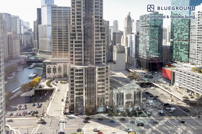 Foto del edificio - 340 E North Water St