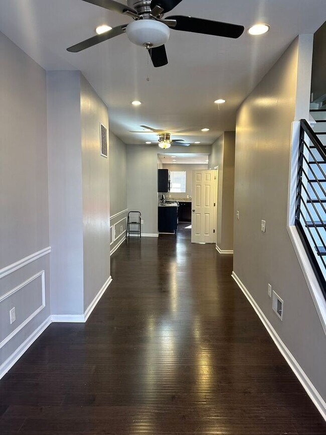 Foto del edificio - 4 bedrooms