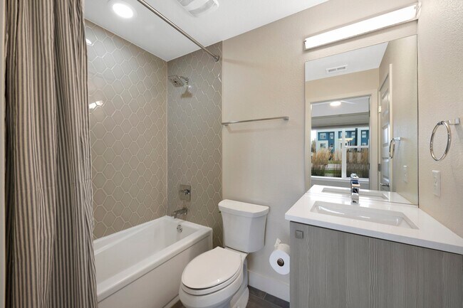 Foto del edificio - 3048 Wilson Ct