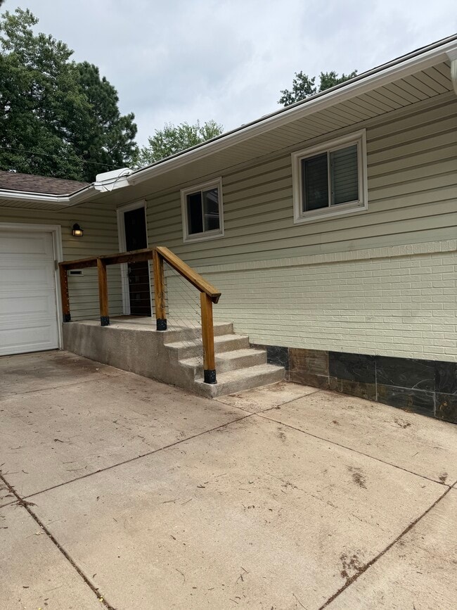 Foto del edificio - 1295 Ithaca Dr