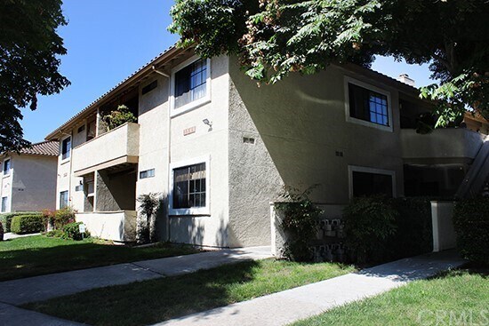 Building Photo - 3520 Paseo De Los Americanos