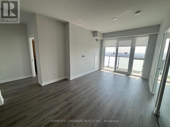 Building Photo - 430-3430 Square One Dr