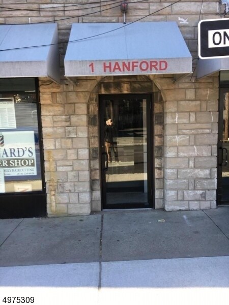 Foto principal - 1 Hanford Pl