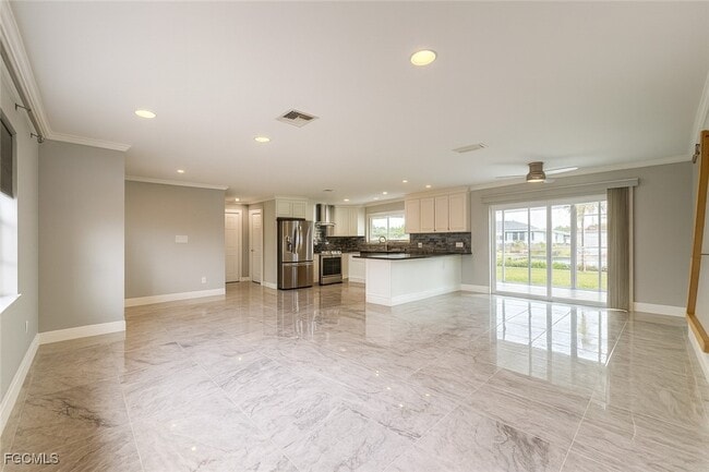 Foto del edificio - 1452 SE 15th Terrace