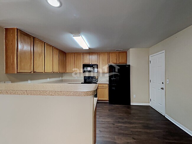 Foto del edificio - 318 Timber Meadow Lake Dr