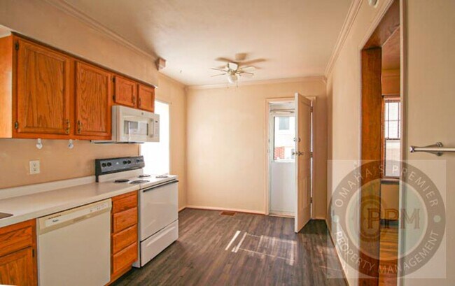 Foto del edificio - 2 Story 3 Bedroom 2 Bathroom home in the h...