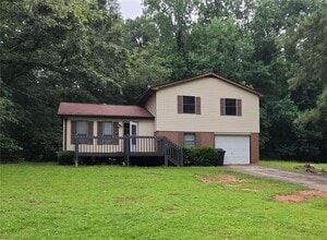 Building Photo - 6400 Pleasant Dr
