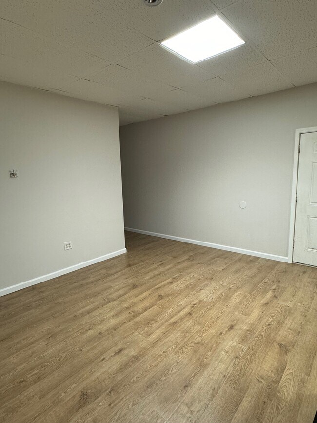 Foto del edificio - 104 N Water St