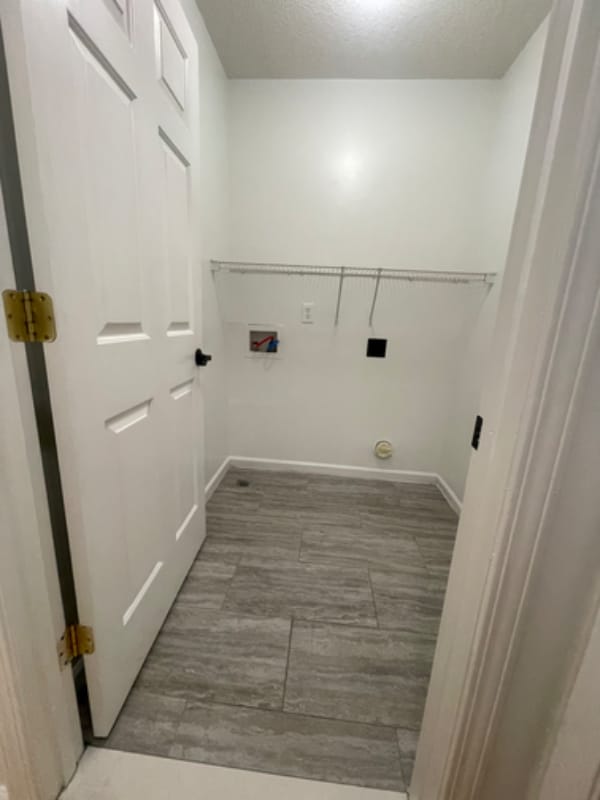 Building Photo - 6021 Silkwater Ct