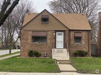 Building Photo - 12356 S La Salle St