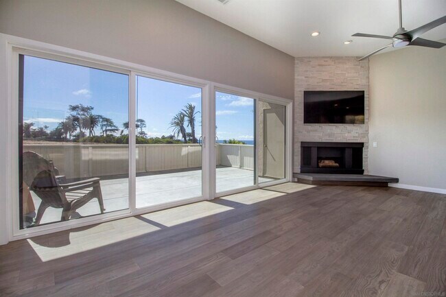 Building Photo - 149 S Shore Dr