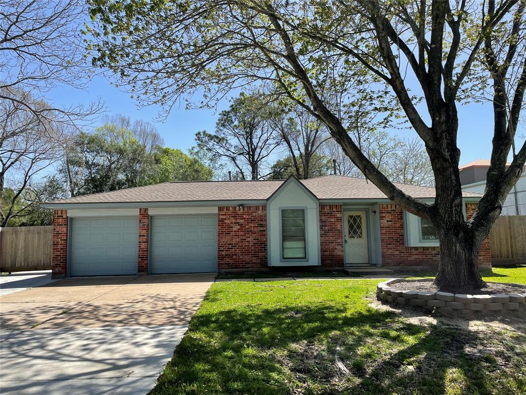 Primary Photo - 2507 Lynn Dr
