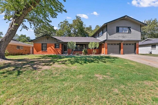 Building Photo - 5720 Wharton Dr