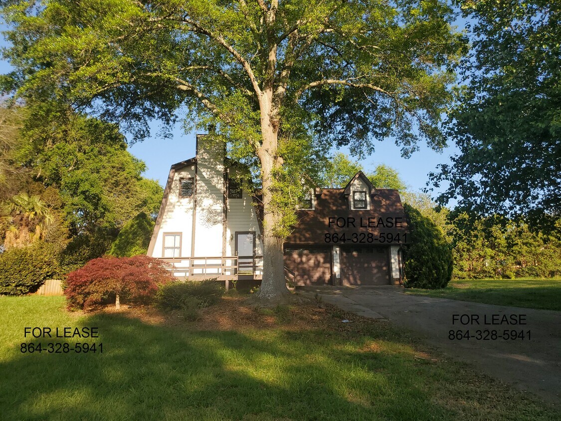 Primary Photo - 4704 Great Oaks Dr