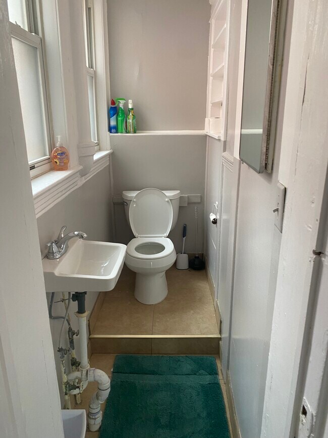 Baño - 2133 Murray Hill Rd