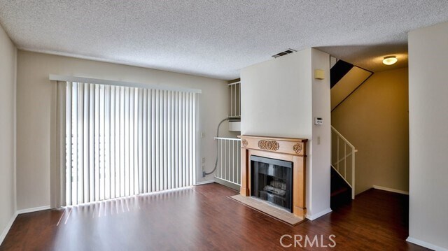 Foto del edificio - 21944 Belshire Ave