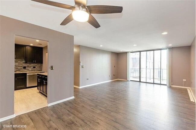 Foto del edificio - 125 Acacia Cir