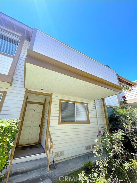 Building Photo - 616 N Guadalupe Ave